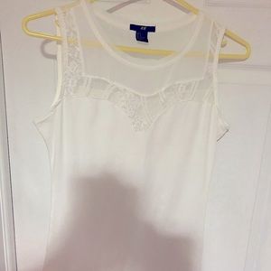White tee shirt fabric top with lace